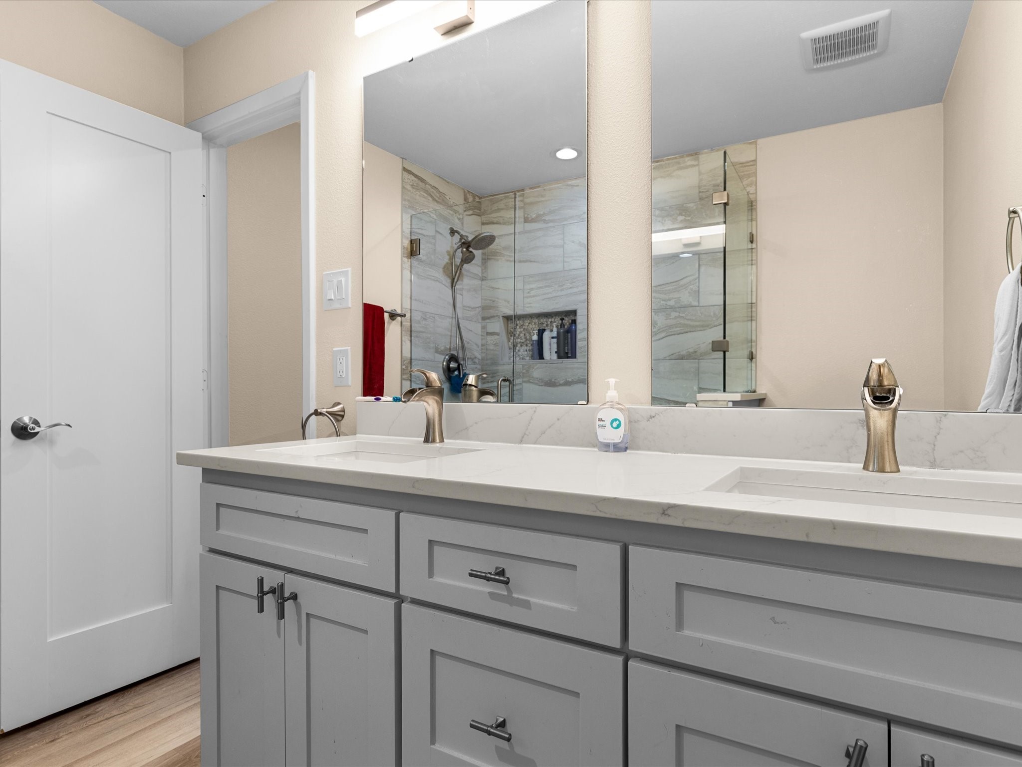 2705 Haley Avenue , Haltom City, TX, 76117 | 20900448 | Realty Texas LLC