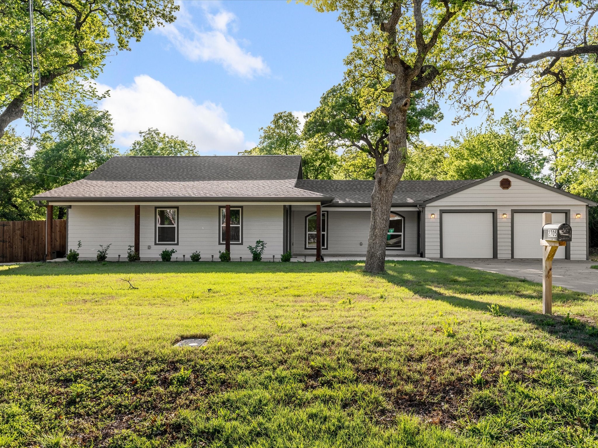 2705 Haley Avenue , Haltom City, TX, 76117 | 20900448 | Realty Texas LLC