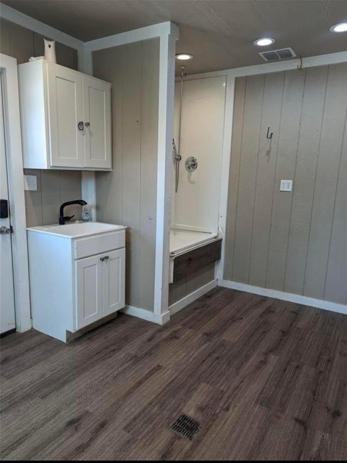 100 Patriots Place, Somerville, TX, 77879 | 96897272 | Realty Texas LLC