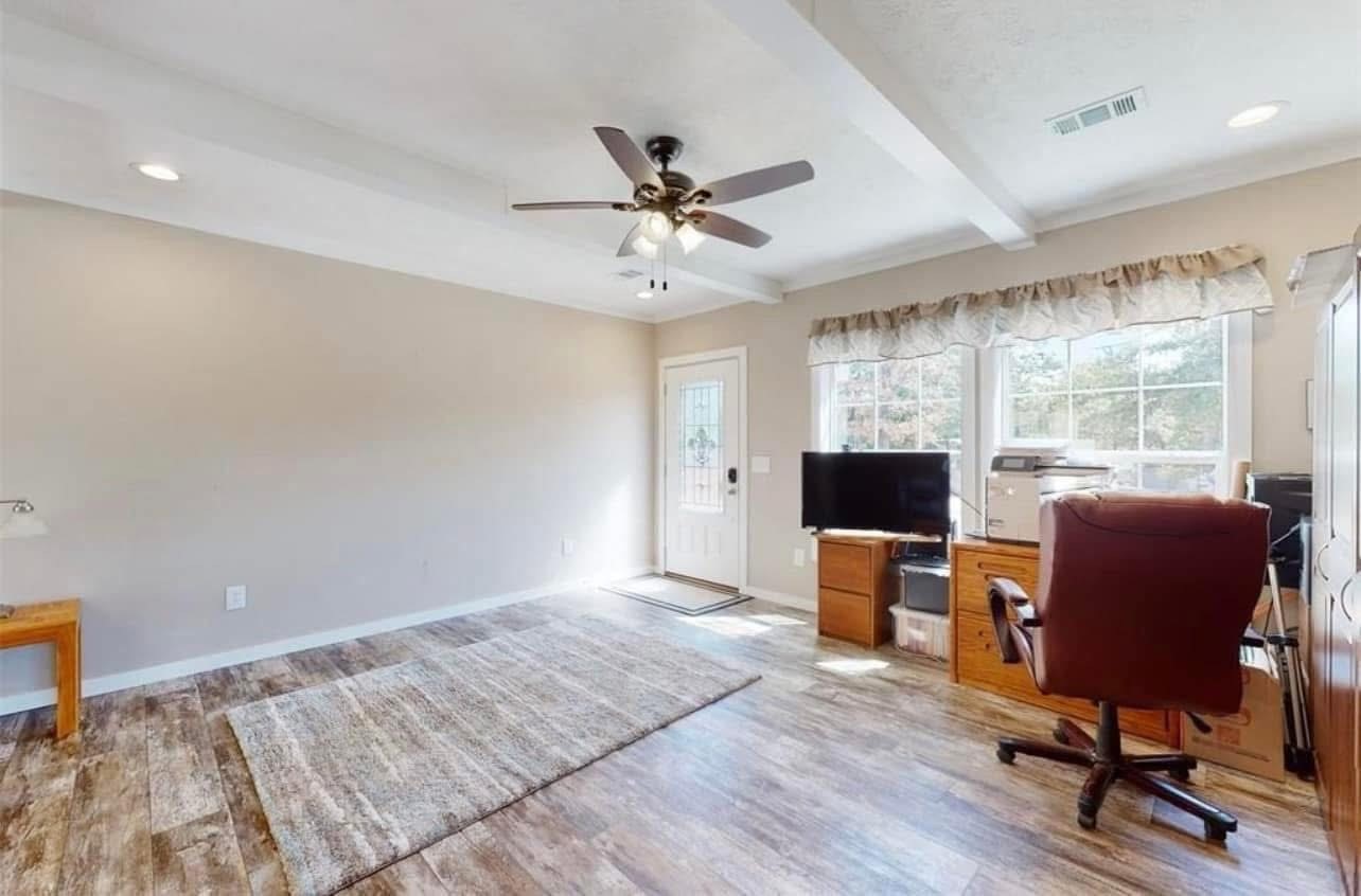 100 Patriots Place, Somerville, TX, 77879 | 96897272 | Realty Texas LLC