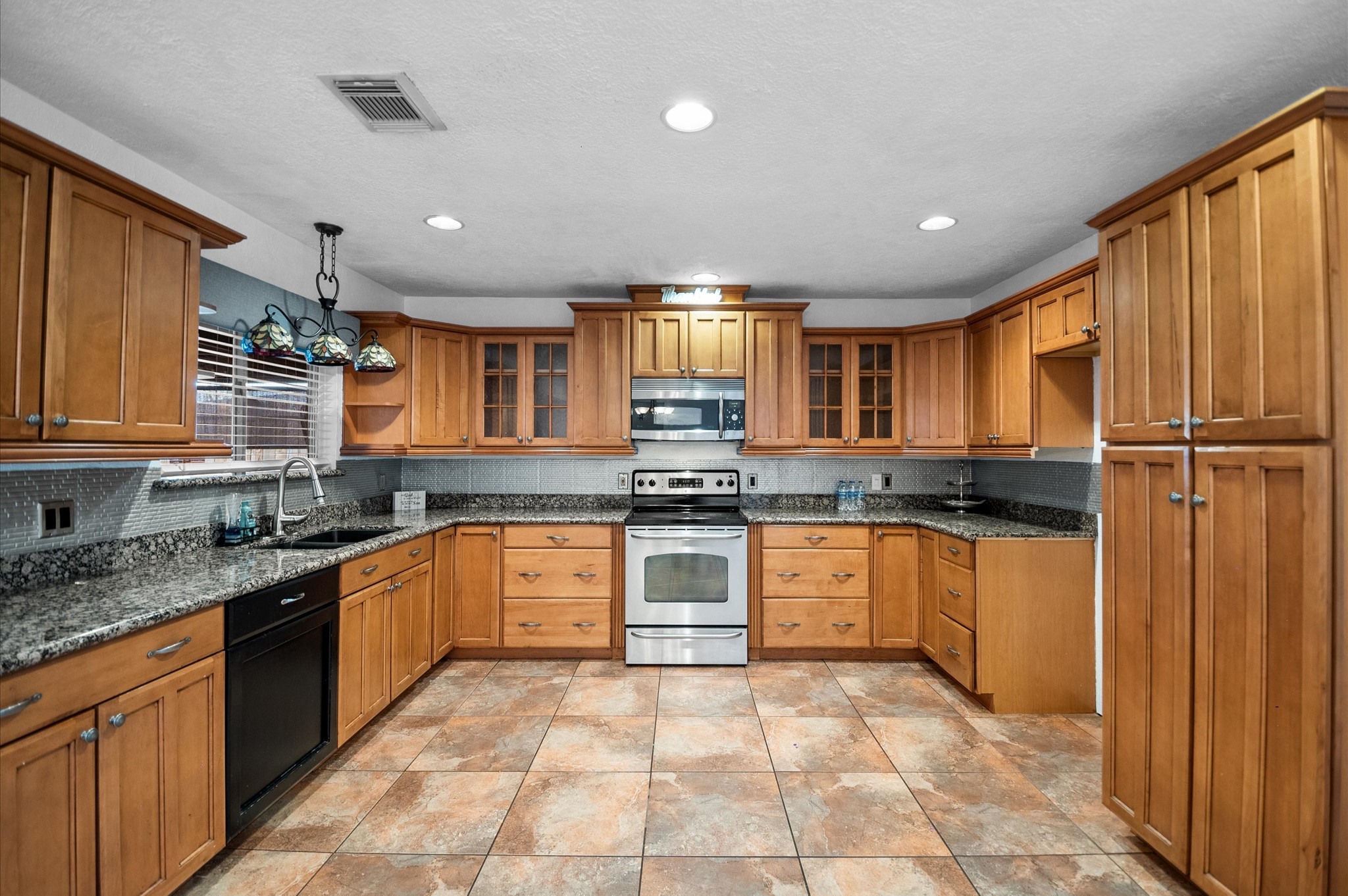 702 Tudor Court , Deer Park, TX, 77536 | 53074375 | Realty Texas LLC