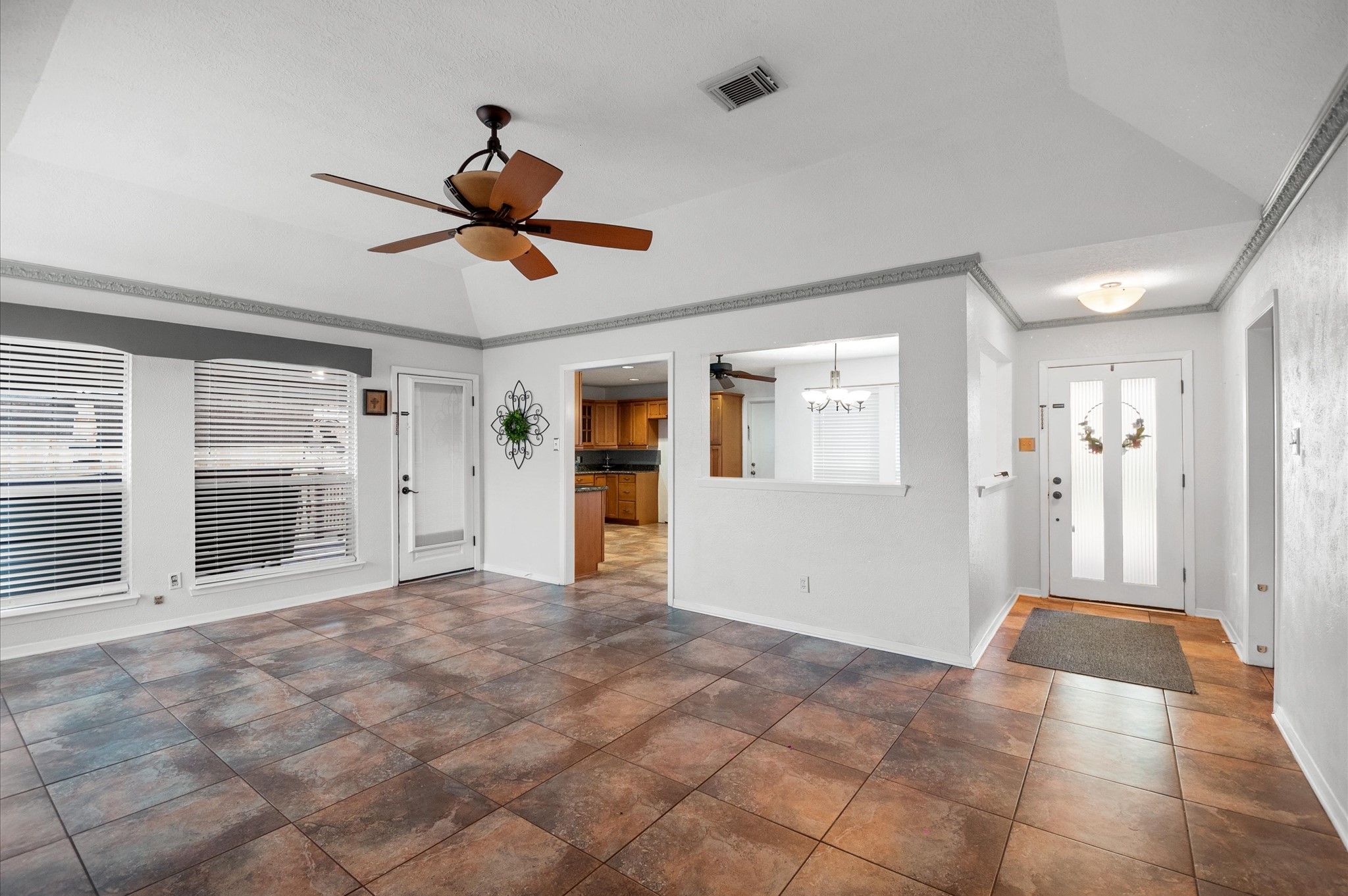702 Tudor Court , Deer Park, TX, 77536 | 53074375 | Realty Texas LLC