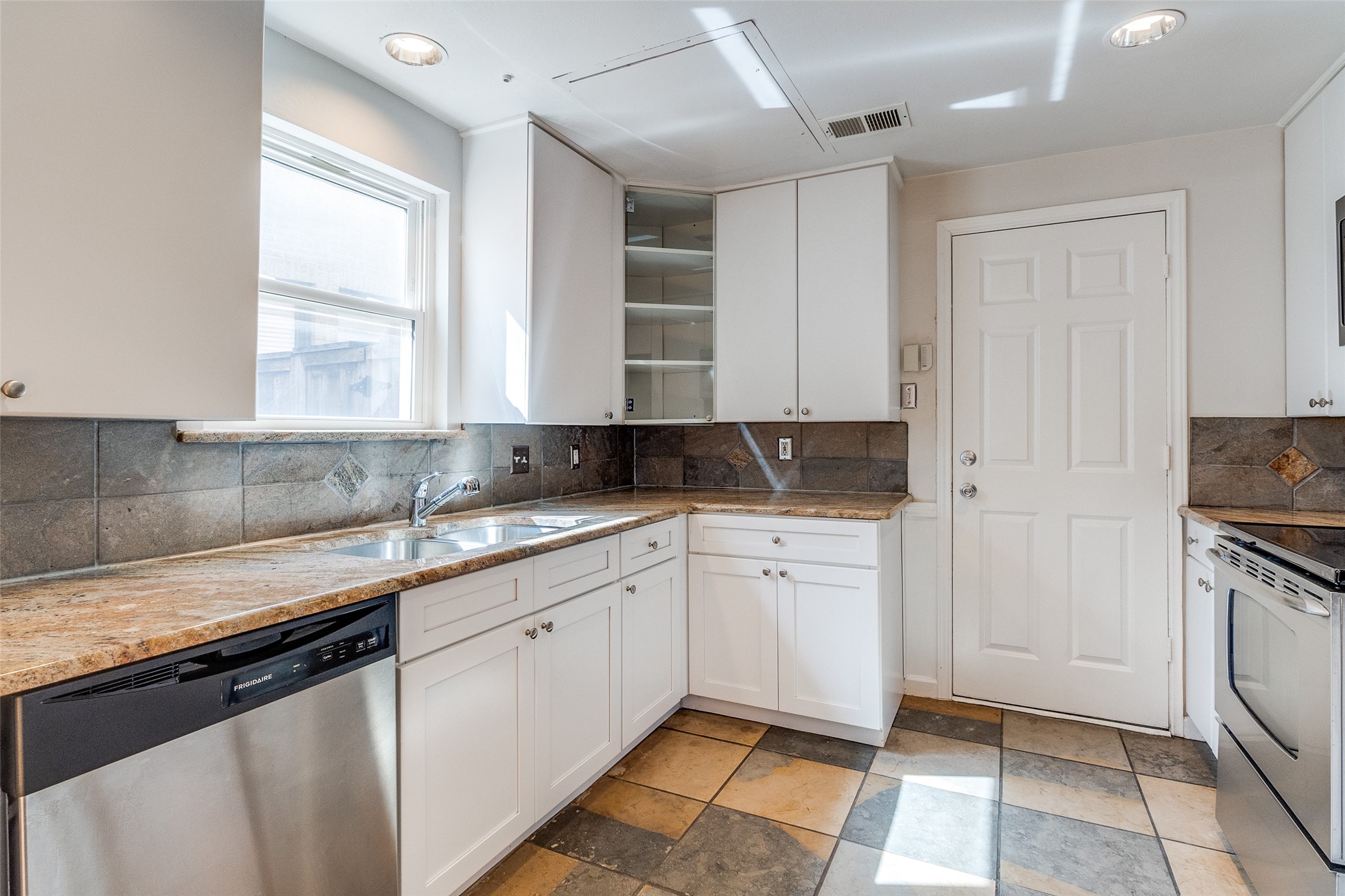 4111 Herschel Avenue 4, Dallas, TX, 75219 | 20899091 | Realty Texas LLC
