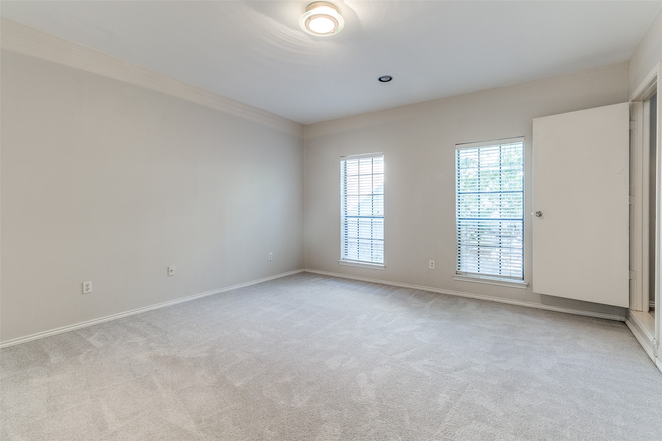 4111 Herschel Avenue 4, Dallas, TX, 75219 | 20899091 | Realty Texas LLC