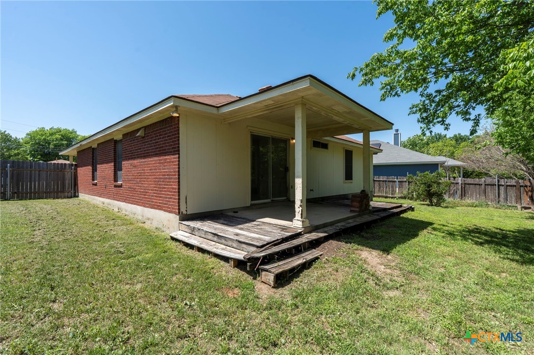 134 James Lin Circle , Kyle, TX, 78640 | 576219 | Realty Texas LLC