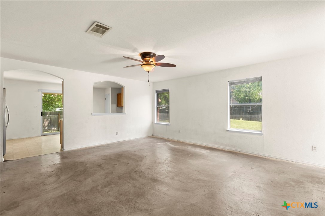134 James Lin Circle , Kyle, TX, 78640 | 576219 | Realty Texas LLC