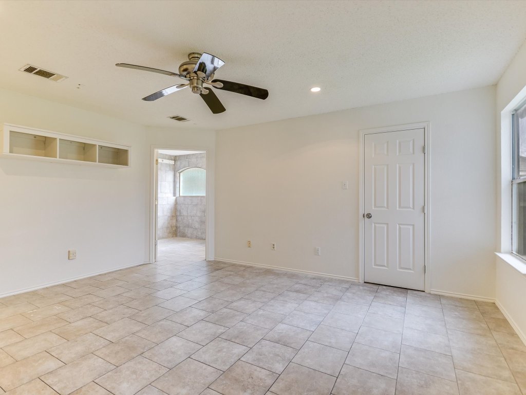 1201 Marigold Way , Pflugerville, TX, 78660 | 4895511 | Realty Texas LLC