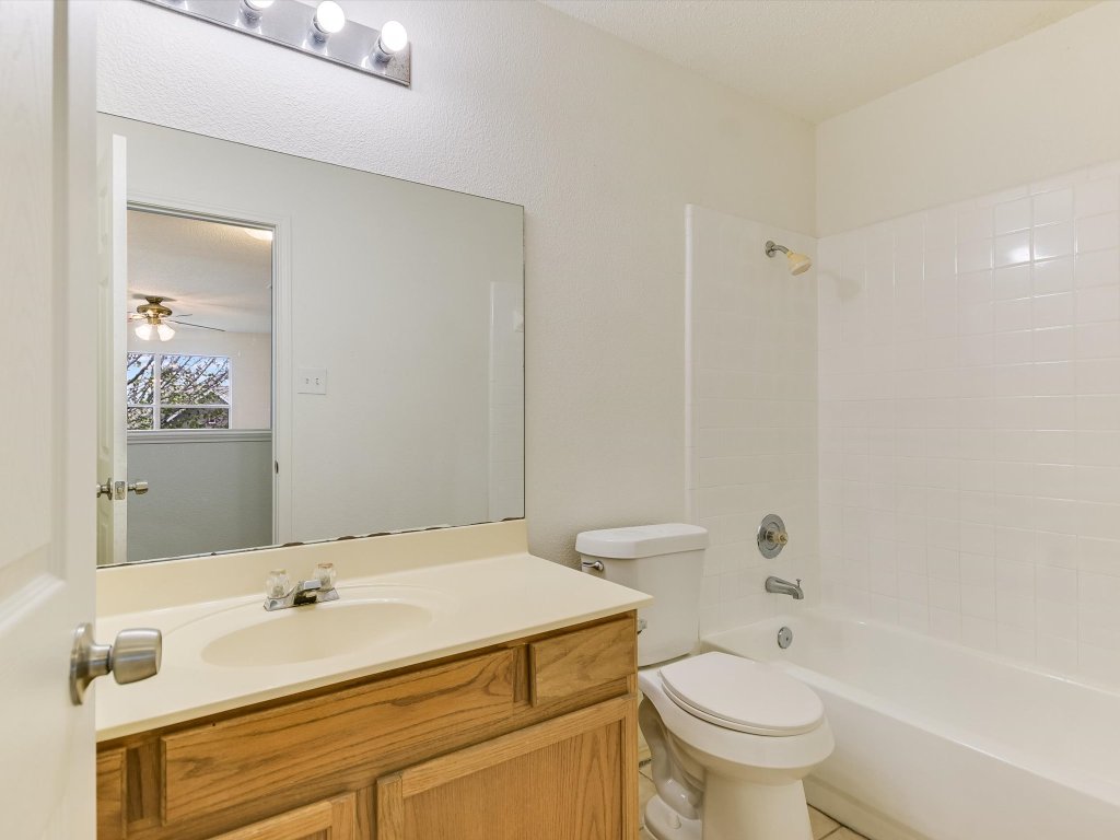 1201 Marigold Way , Pflugerville, TX, 78660 | 4895511 | Realty Texas LLC