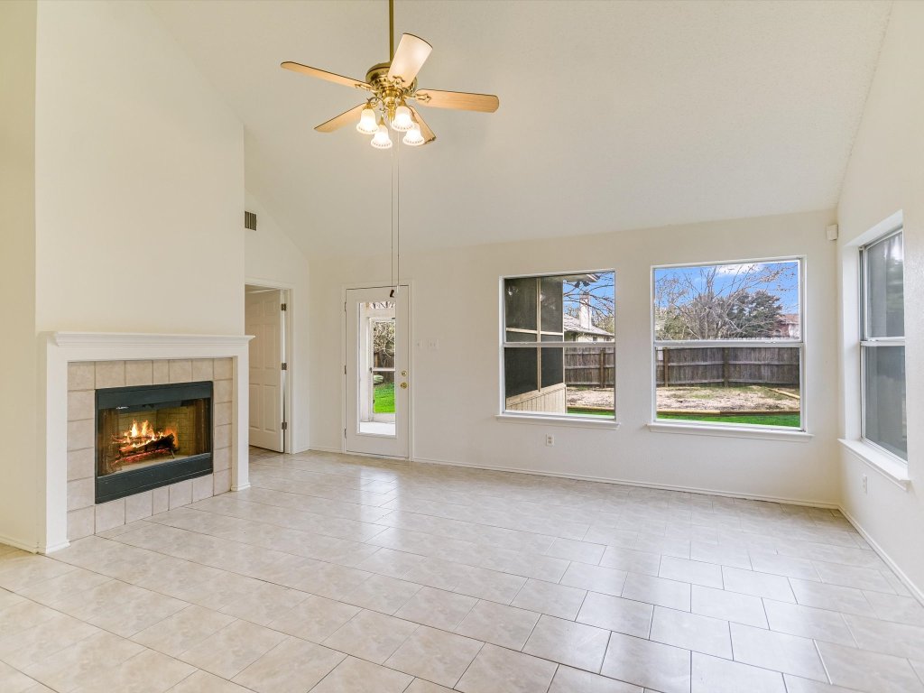 1201 Marigold Way , Pflugerville, TX, 78660 | 4895511 | Realty Texas LLC