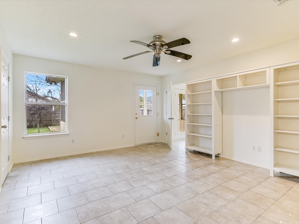 1201 Marigold Way , Pflugerville, TX, 78660 | 4895511 | Realty Texas LLC