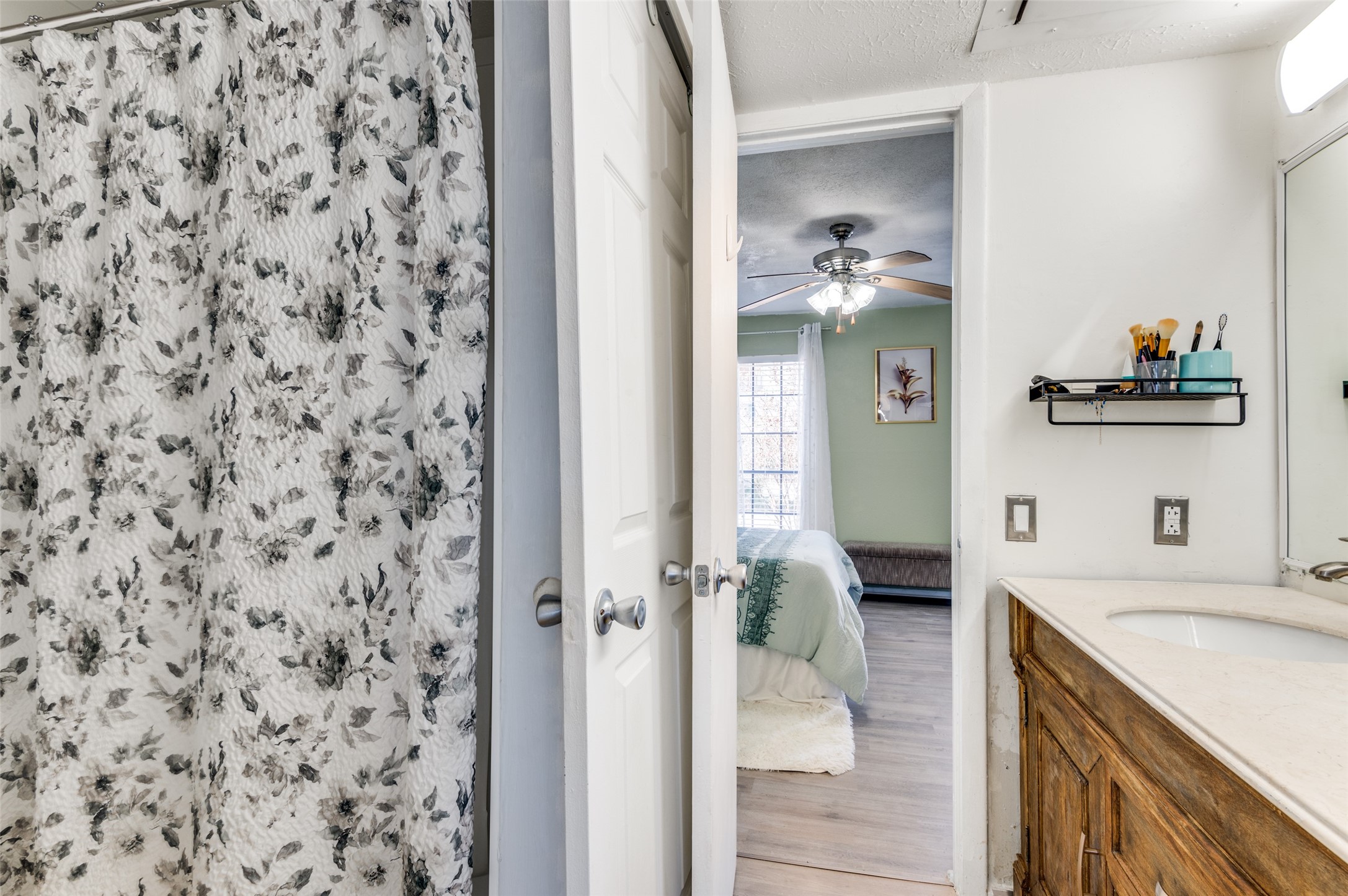 2816 Wycliff Avenue A , Dallas, TX, 75219 | 20898619 | Realty Texas LLC