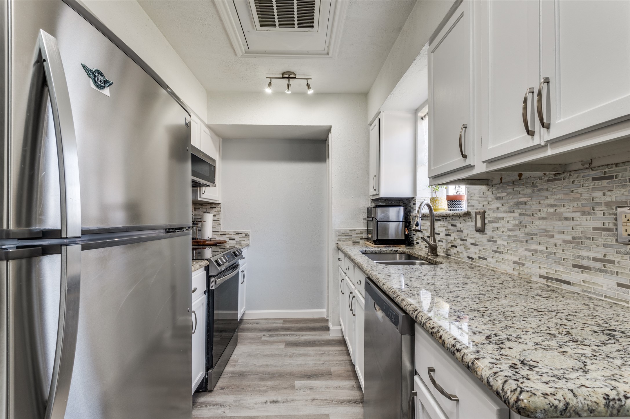 2816 Wycliff Avenue A , Dallas, TX, 75219 | 20898619 | Realty Texas LLC