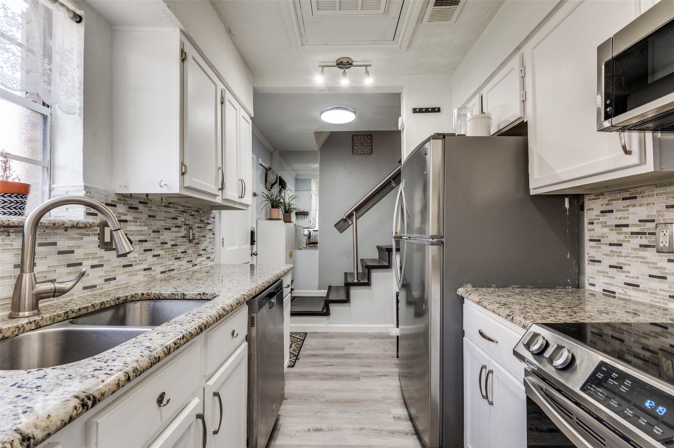2816 Wycliff Avenue A , Dallas, TX, 75219 | 20898619 | Realty Texas LLC