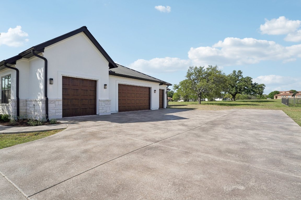 116 Mitchell Creek Drive , Horseshoe Bay, TX, 78657 | 4614522 | Realty Texas LLC
