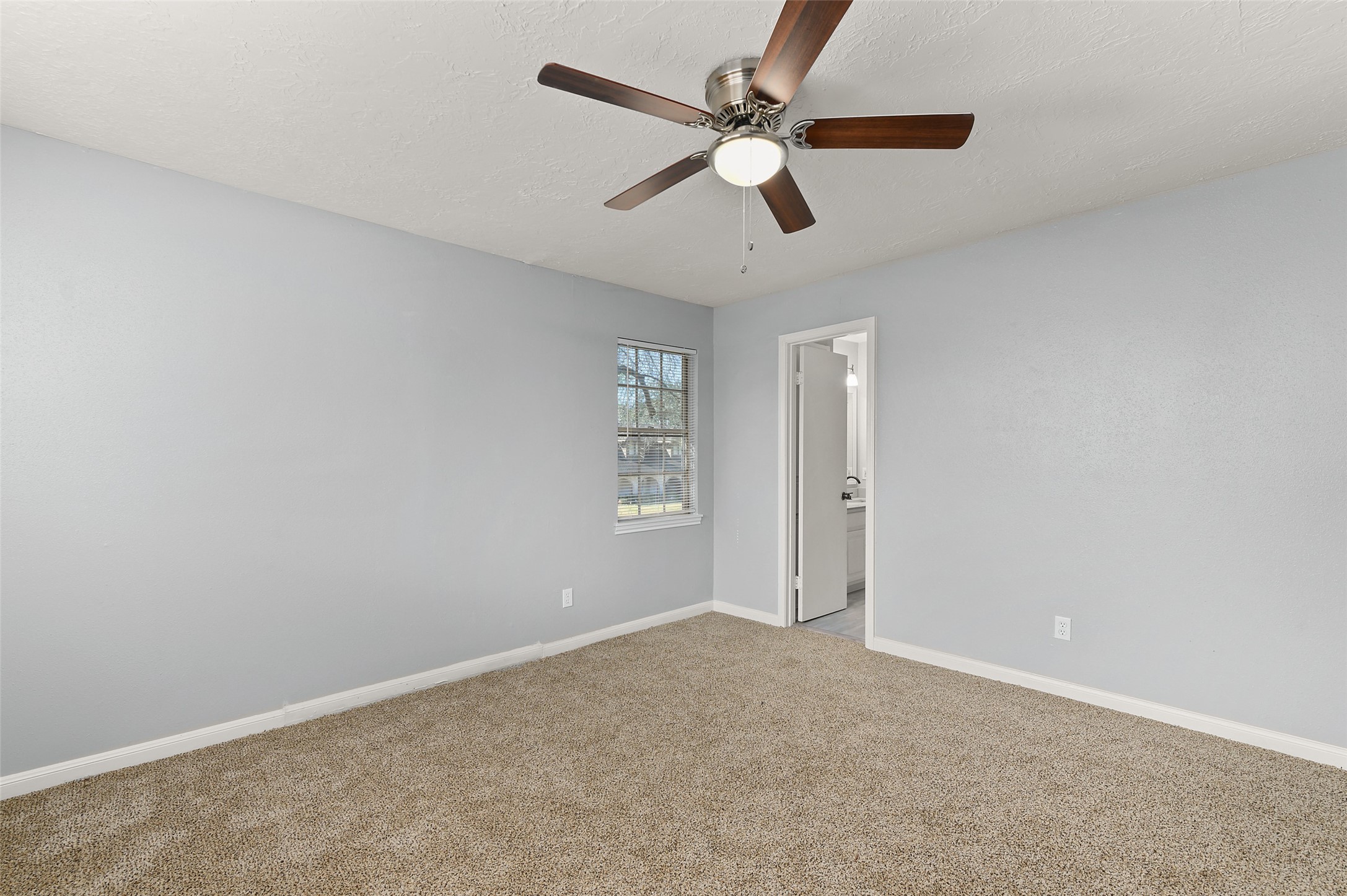 12327 Chessington Drive , Houston, TX, 77031 | 19714023 | Realty Texas LLC
