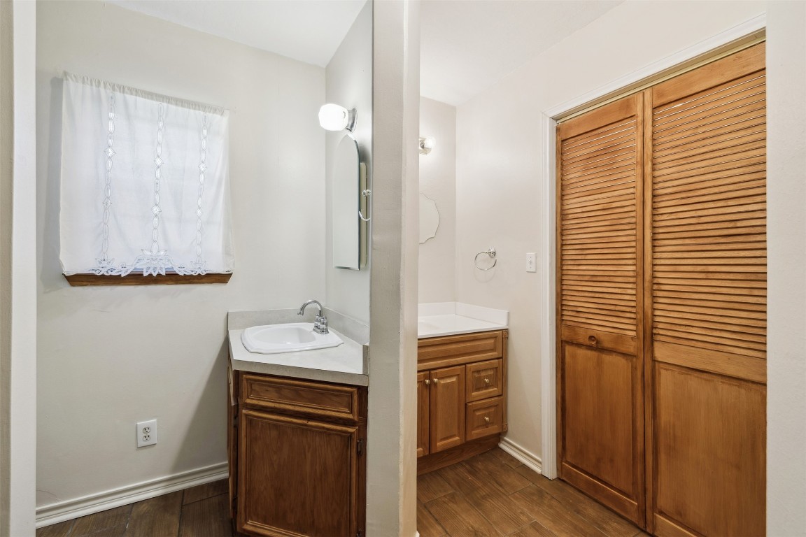 21 CR 235 , Gonzales, TX, 78629 | 9004637 | Realty Texas LLC