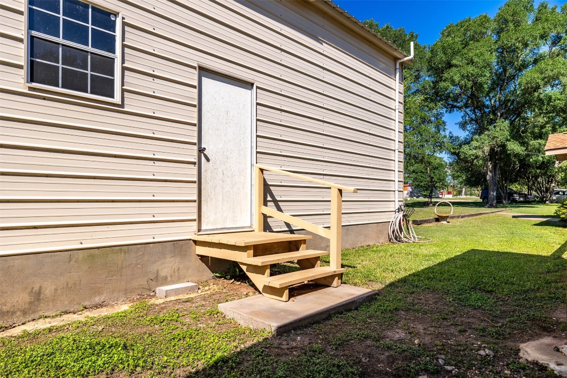 21 CR 235 , Gonzales, TX, 78629 | 9004637 | Realty Texas LLC