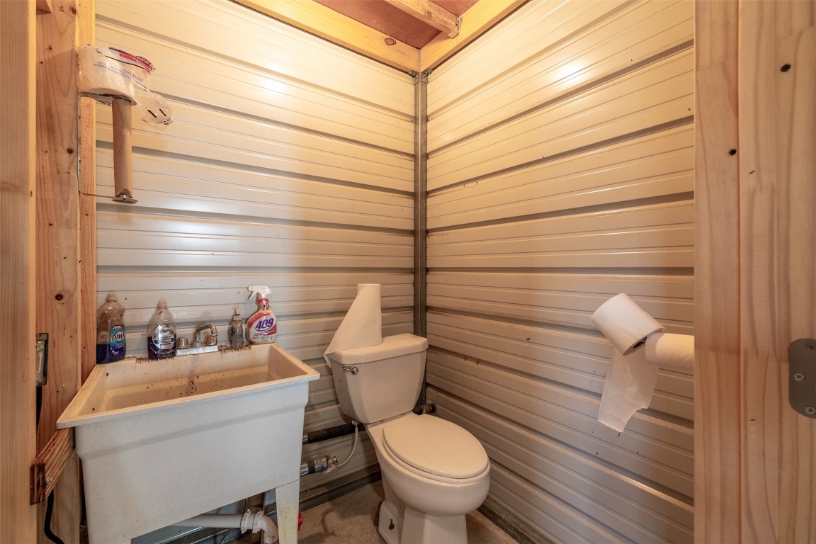 21 CR 235 , Gonzales, TX, 78629 | 9004637 | Realty Texas LLC