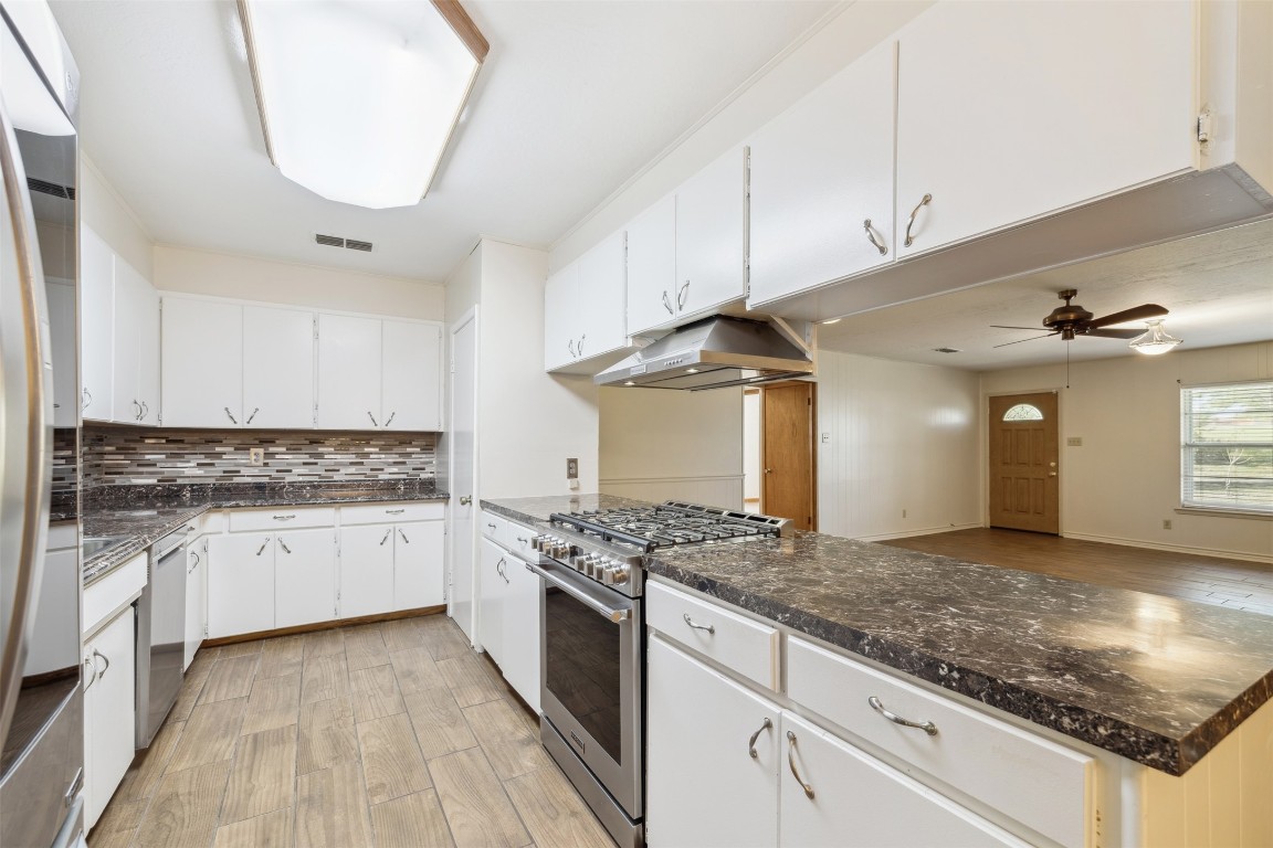 21 CR 235 , Gonzales, TX, 78629 | 9004637 | Realty Texas LLC