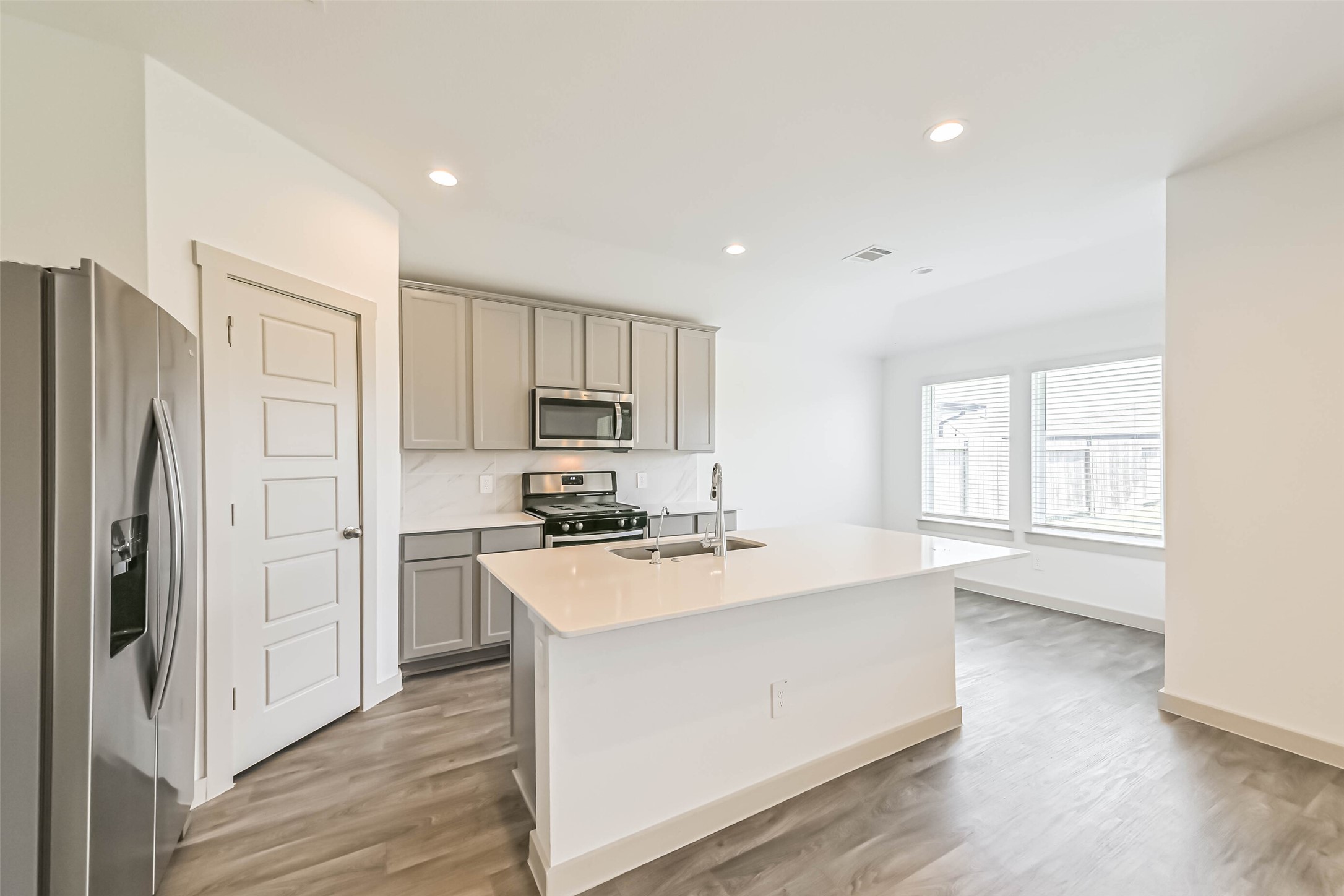 726 Hearth Manor Drive , Rosharon, TX, 77583 | 14074166 | Realty Texas LLC