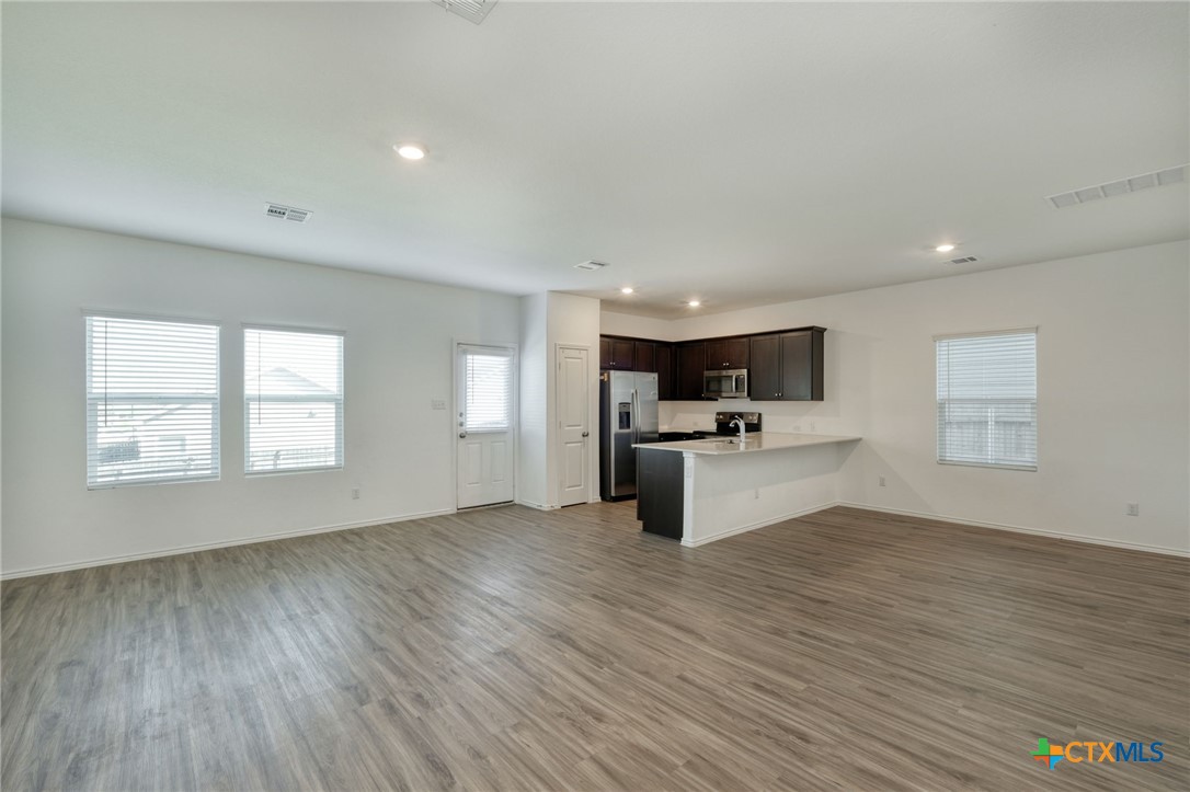 149 Rooster Way , Jarrell, TX, 76537 | 576207 | Realty Texas LLC