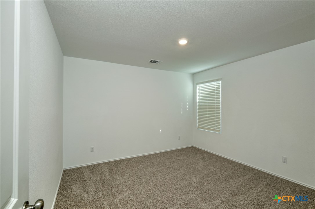 149 Rooster Way , Jarrell, TX, 76537 | 576207 | Realty Texas LLC