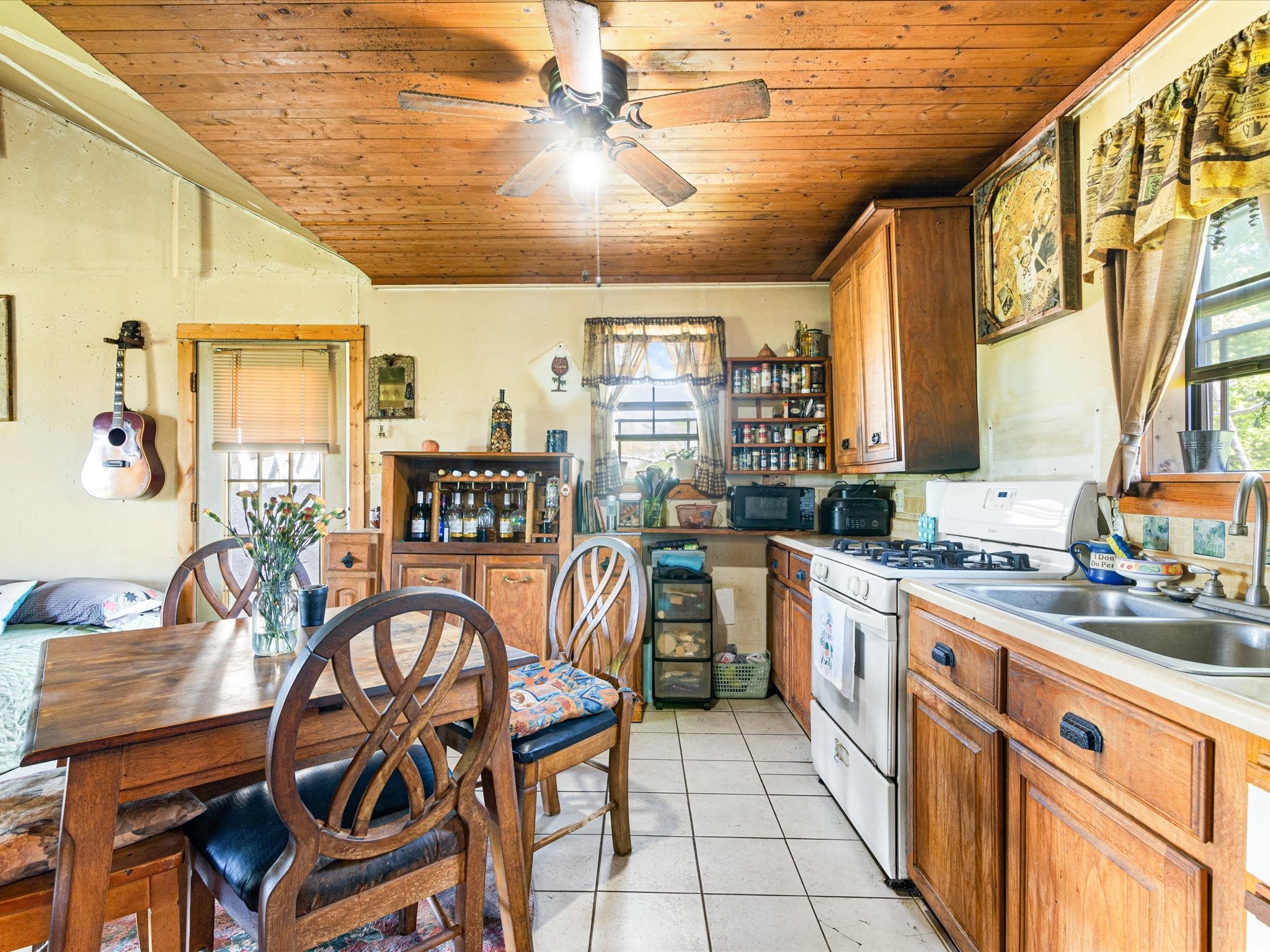 801 Walker Creek Road , Ennis, TX, 75119 | 20896690 | Realty Texas LLC