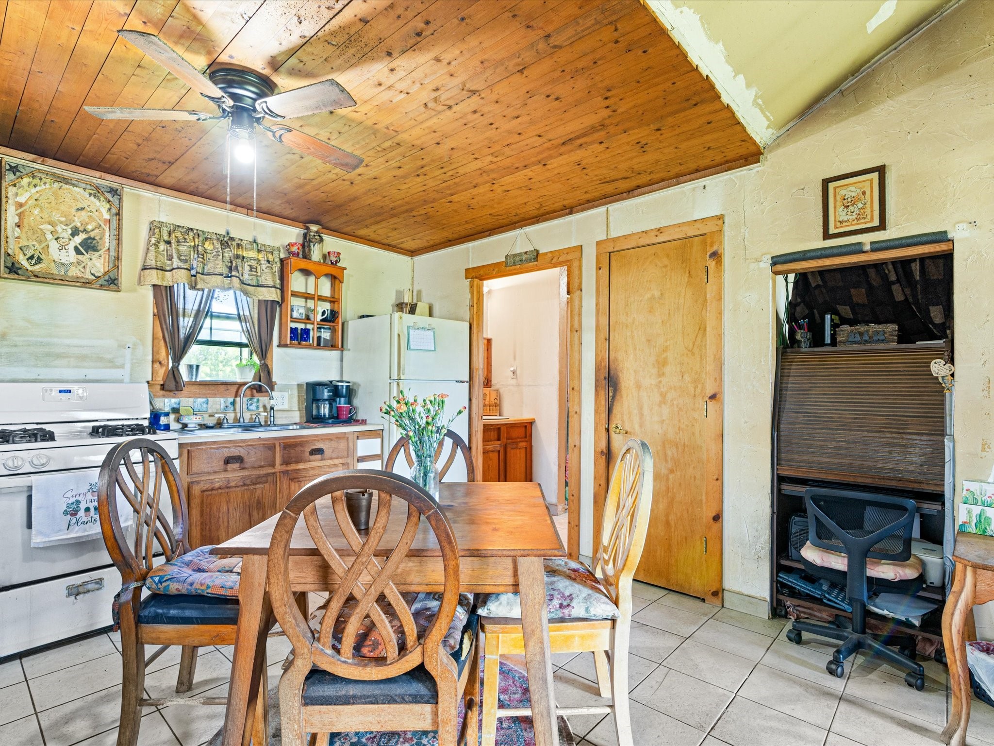 801 Walker Creek Road , Ennis, TX, 75119 | 20896690 | Realty Texas LLC