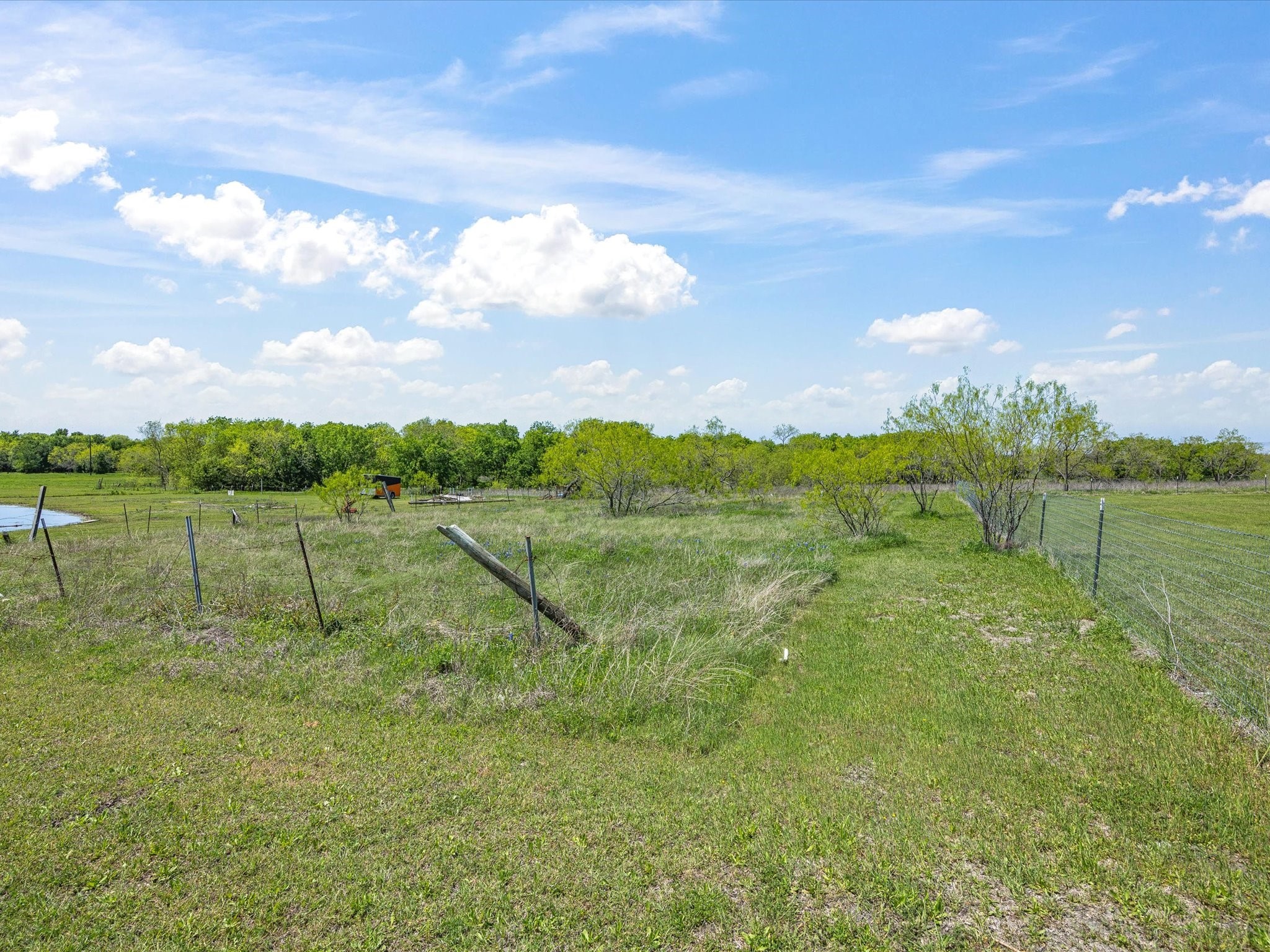 801 Walker Creek Road , Ennis, TX, 75119 | 20896690 | Realty Texas LLC
