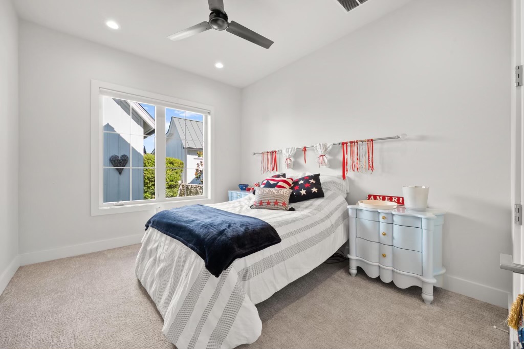 19601 FLYING J Boulevard 14 , Spicewood, TX, 78669 | 8813145 | Realty Texas LLC
