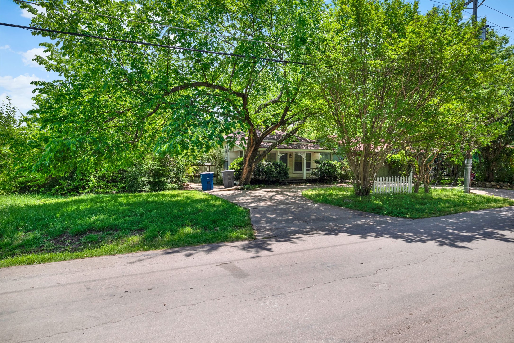 8934 San Benito Way , Dallas, TX, 75218 | 20902457 | Realty Texas LLC