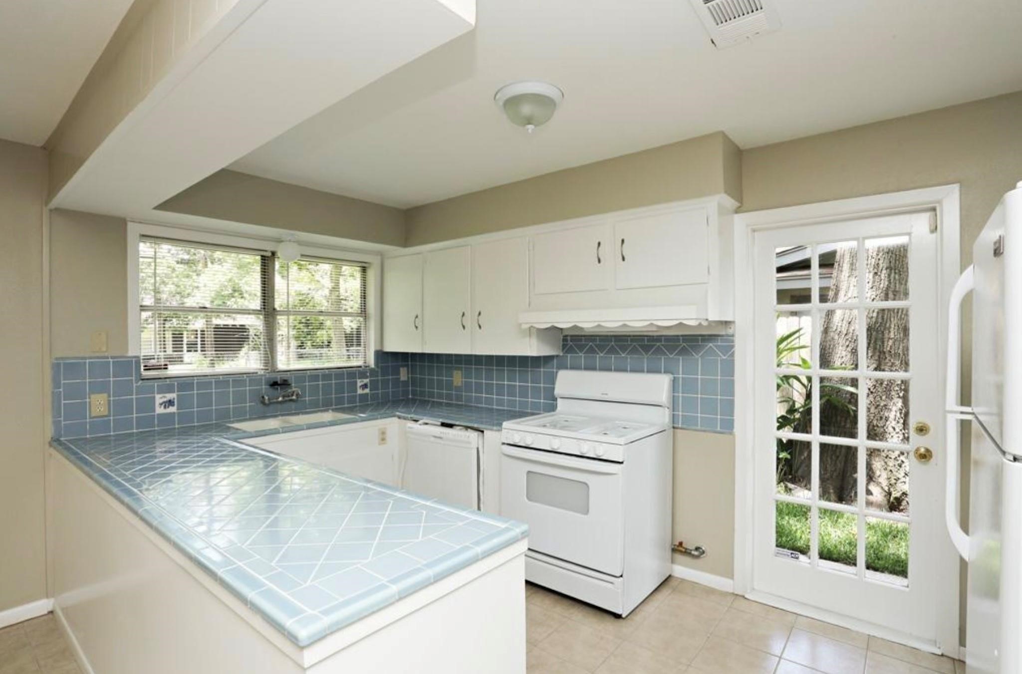 6729 Roos Road , Houston, TX, 77074 | 90053025 | Realty Texas LLC