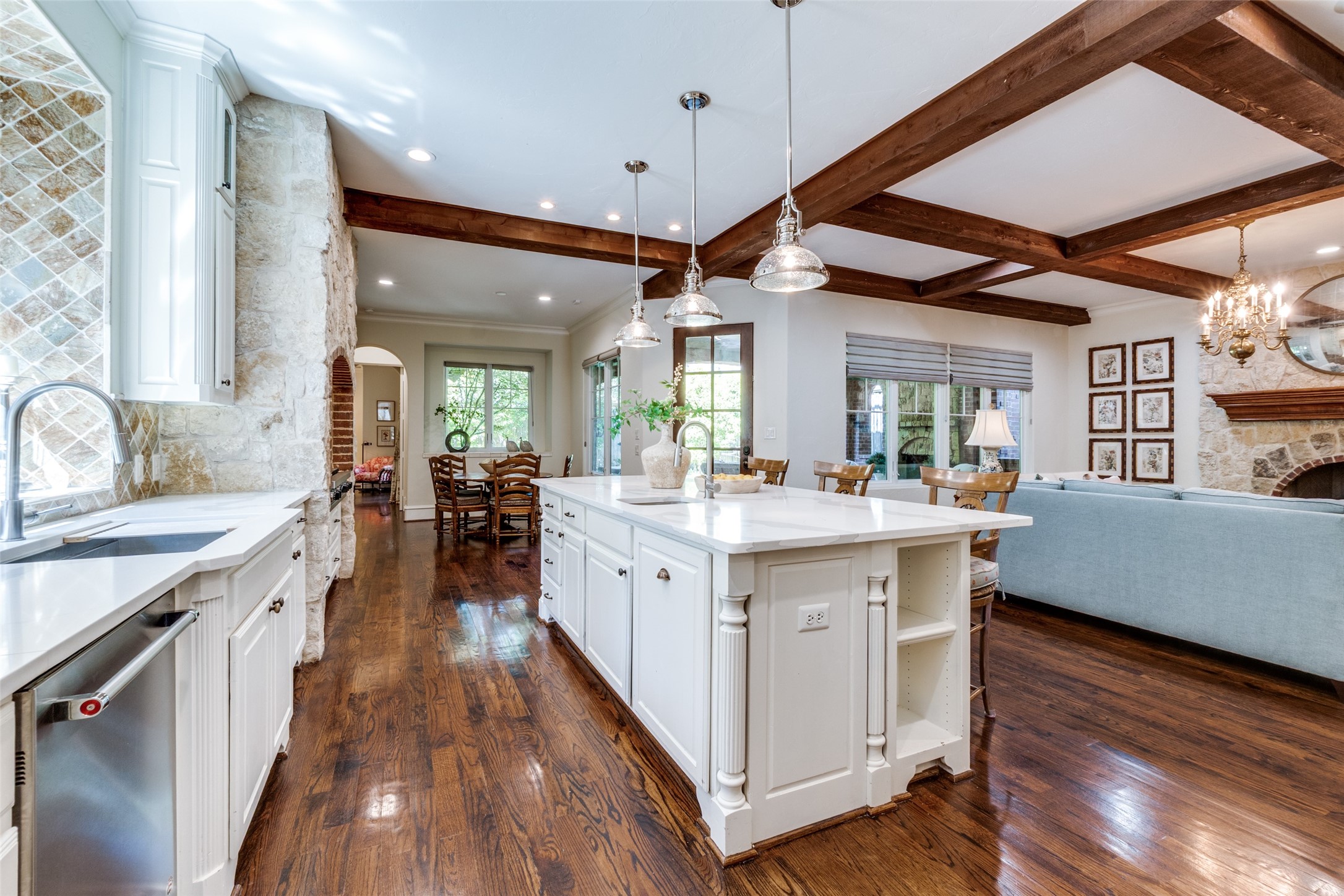 6731 Northwood Road , Dallas, TX, 75225 | 20902994 | Realty Texas LLC