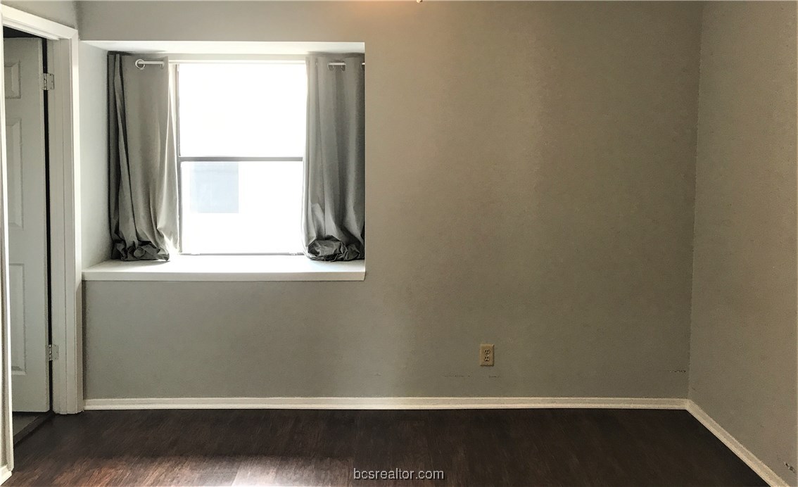 1904 Dartmouth Street F4 , College Station, TX, 77840 | 25004500 | Realty Texas LLC