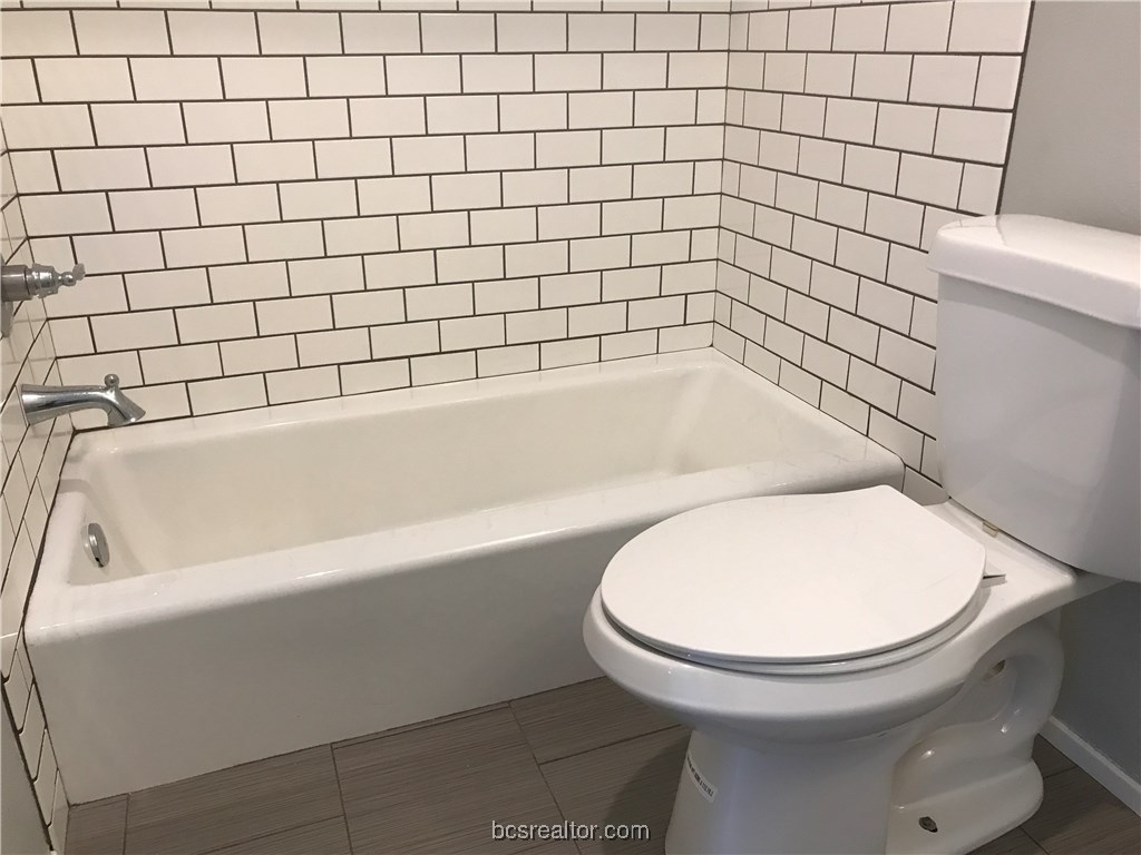 1904 Dartmouth Street F4 , College Station, TX, 77840 | 25004500 | Realty Texas LLC