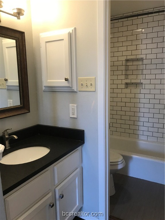 1904 Dartmouth Street F4 , College Station, TX, 77840 | 25004500 | Realty Texas LLC