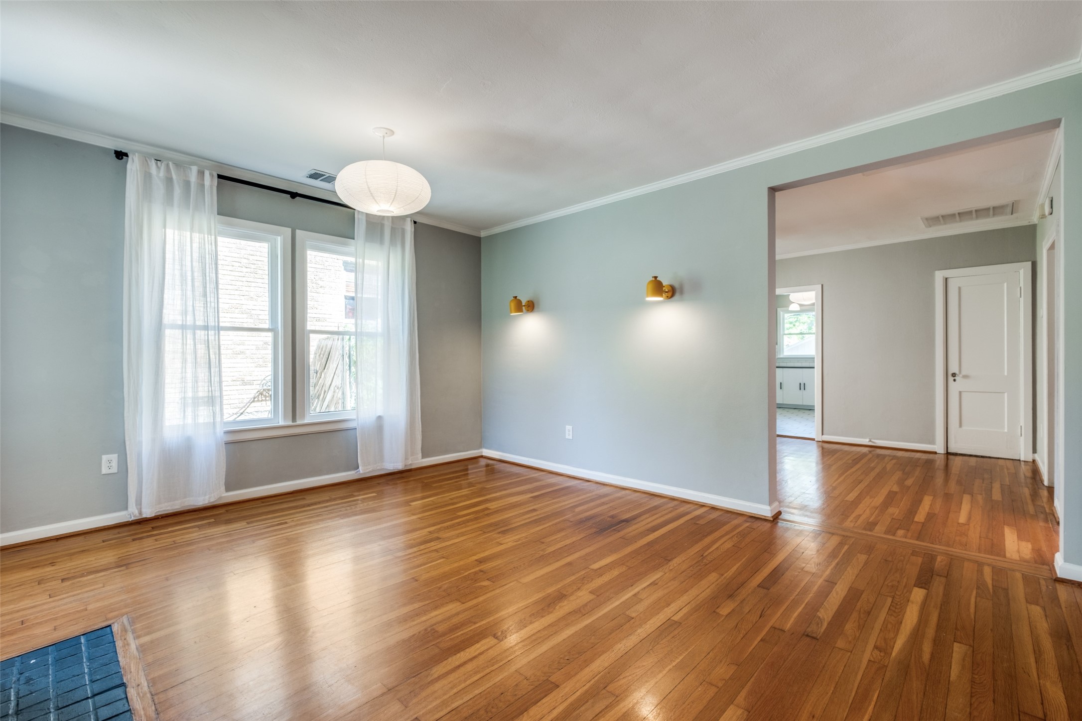 606 Newell Avenue , Dallas, TX, 75223 | 20903221 | Realty Texas LLC