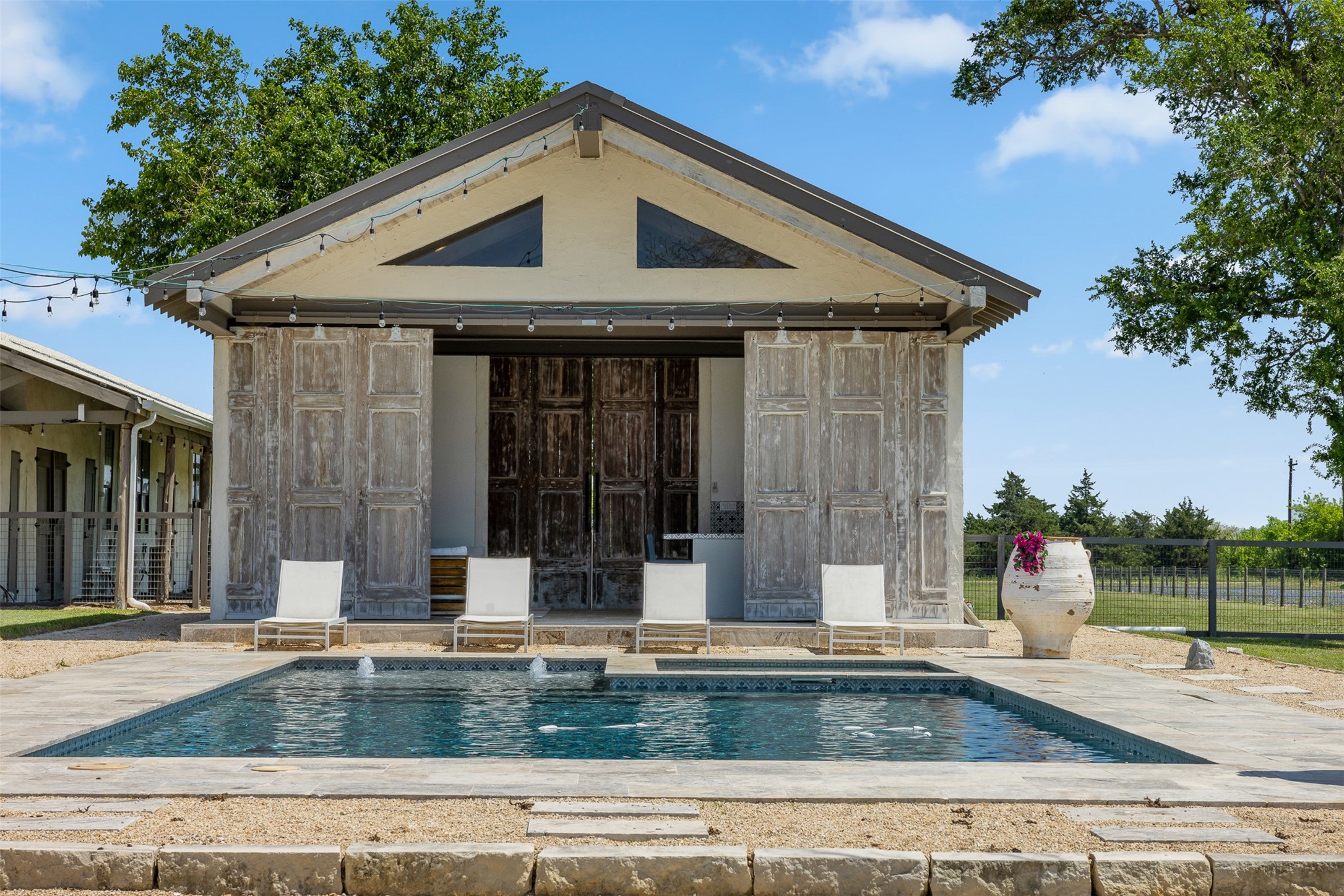 139 Blossom Hill Road , Round Top, TX, 78954 | 63274400 | Realty Texas LLC