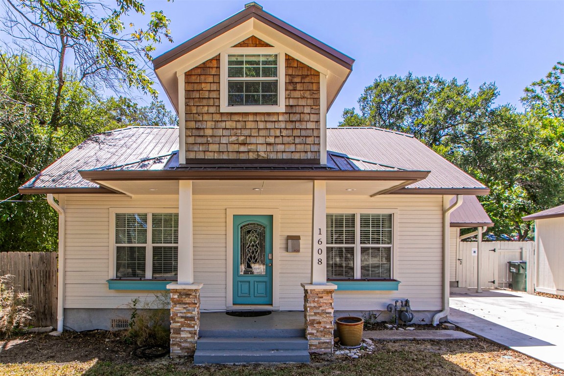 Temporary Off Market: 1608 Hutto Road Blog Image Banner