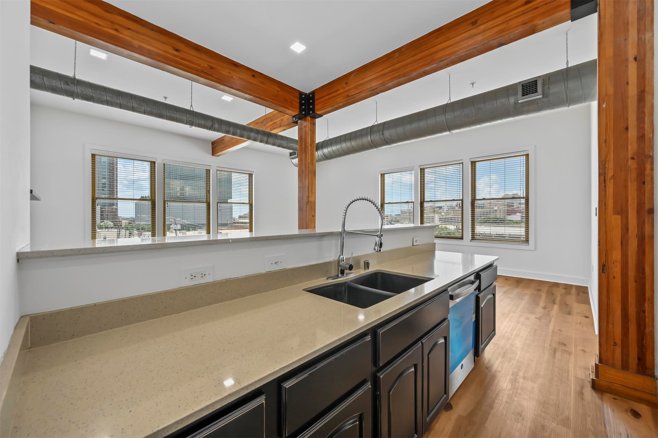 2502 Live Oak Street 331 , Dallas, TX, 75204 | 20903976 | Realty Texas LLC