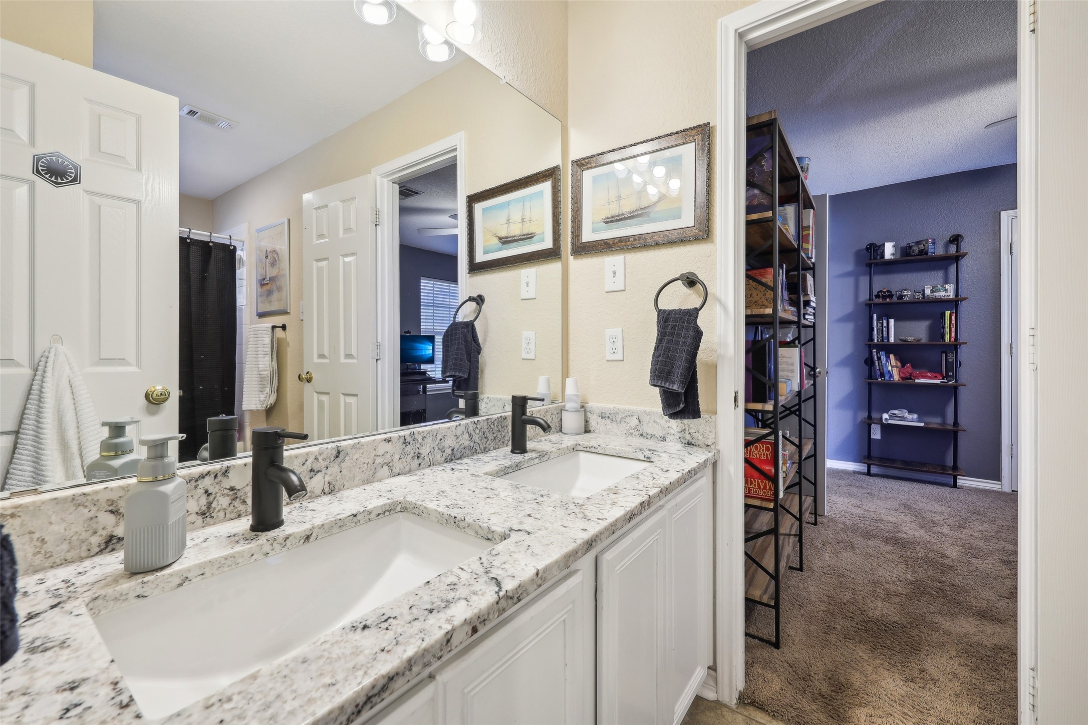2077 Brookgate Drive , Grapevine, TX, 76051 | 20902257 | Realty Texas LLC