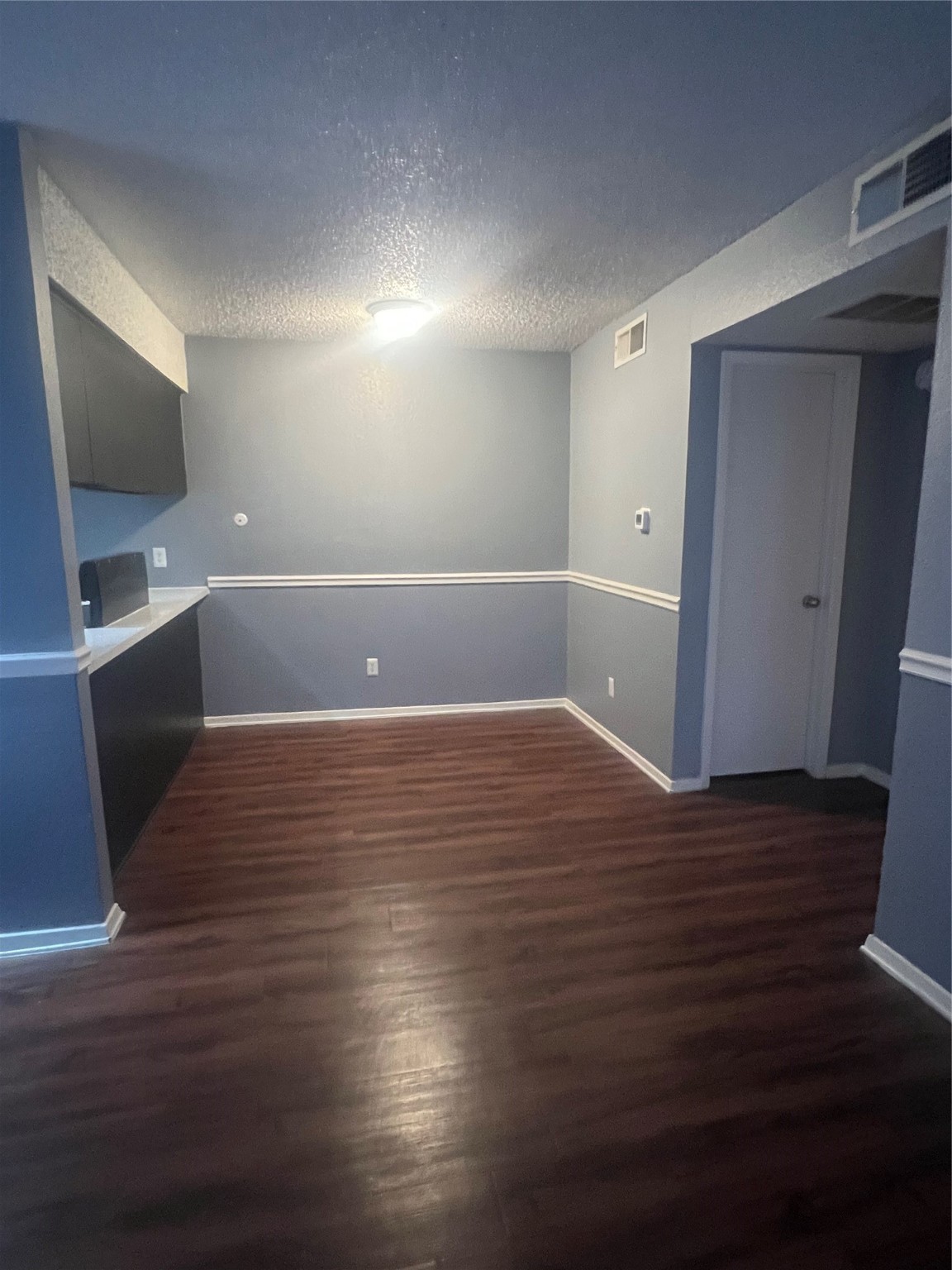 2015 Wesley Drive Apt M , Arlington, TX, 76012 | 20903951 | Realty Texas LLC