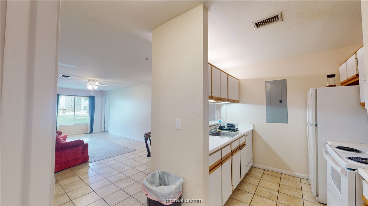 529 Southwest Parkway 102 Room A, B & C , College Station, TX, 77840 | 25004598 | Realty Texas LLC
