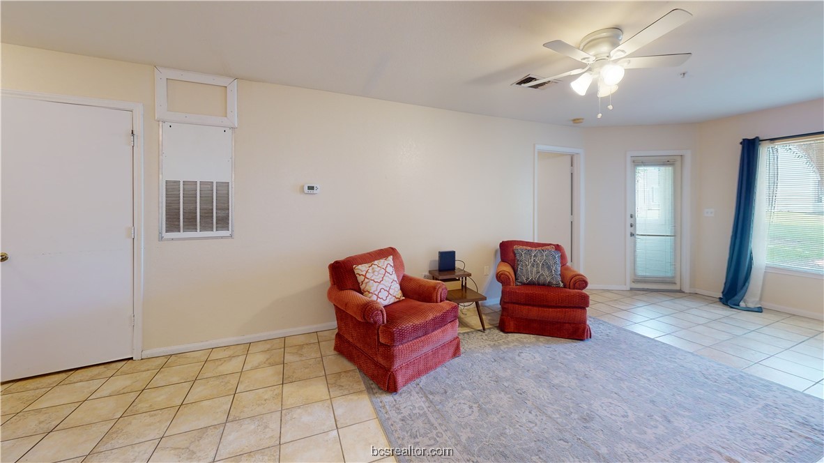 529 Southwest Parkway 102 Room A, B & C , College Station, TX, 77840 | 25004598 | Realty Texas LLC