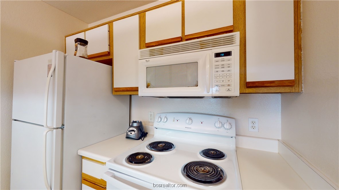 529 Southwest Parkway 102 Room A, B & C , College Station, TX, 77840 | 25004598 | Realty Texas LLC