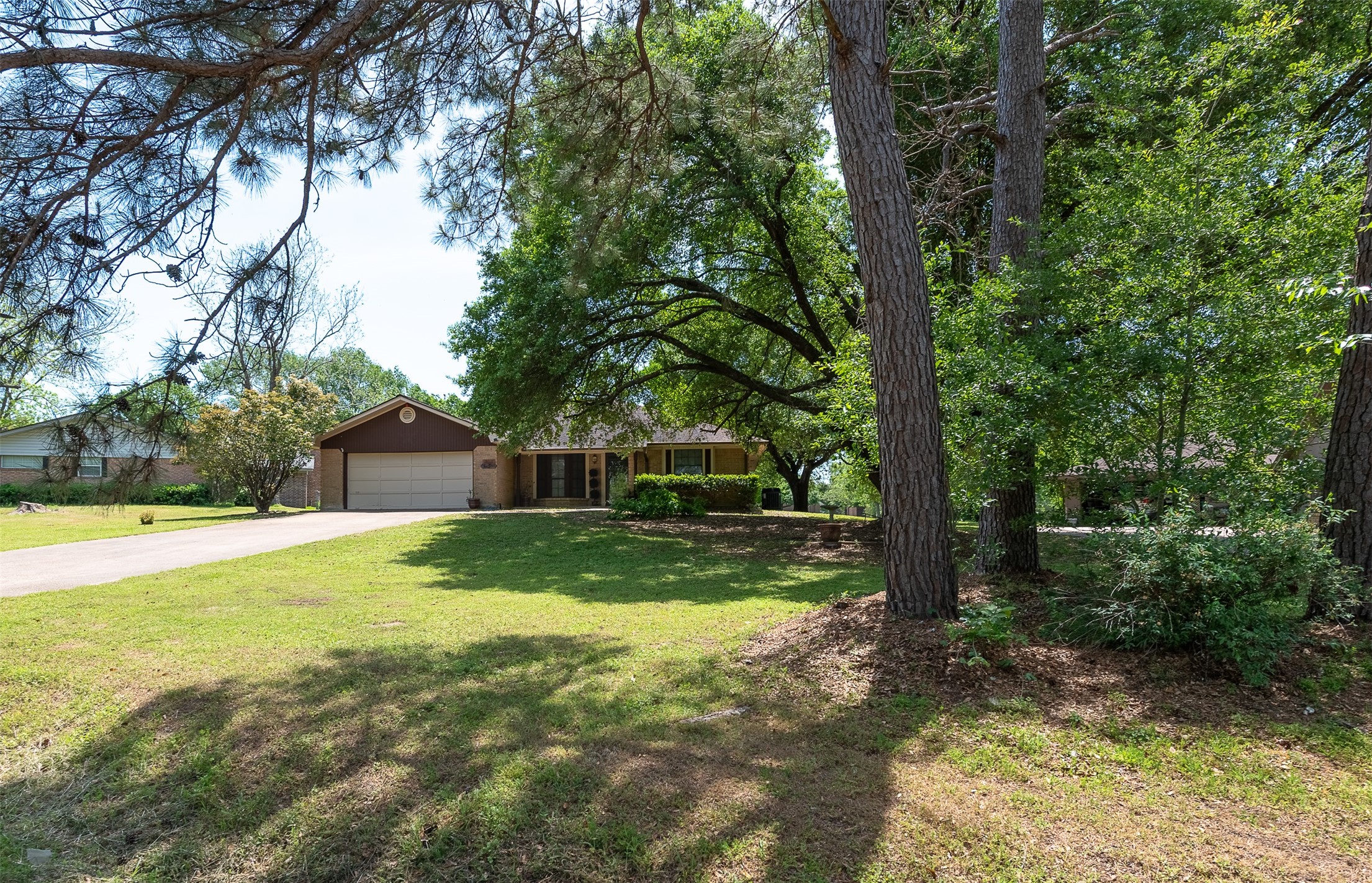303 Heath Avenue , Madisonville, TX, 77864 | 38397837 | Realty Texas LLC