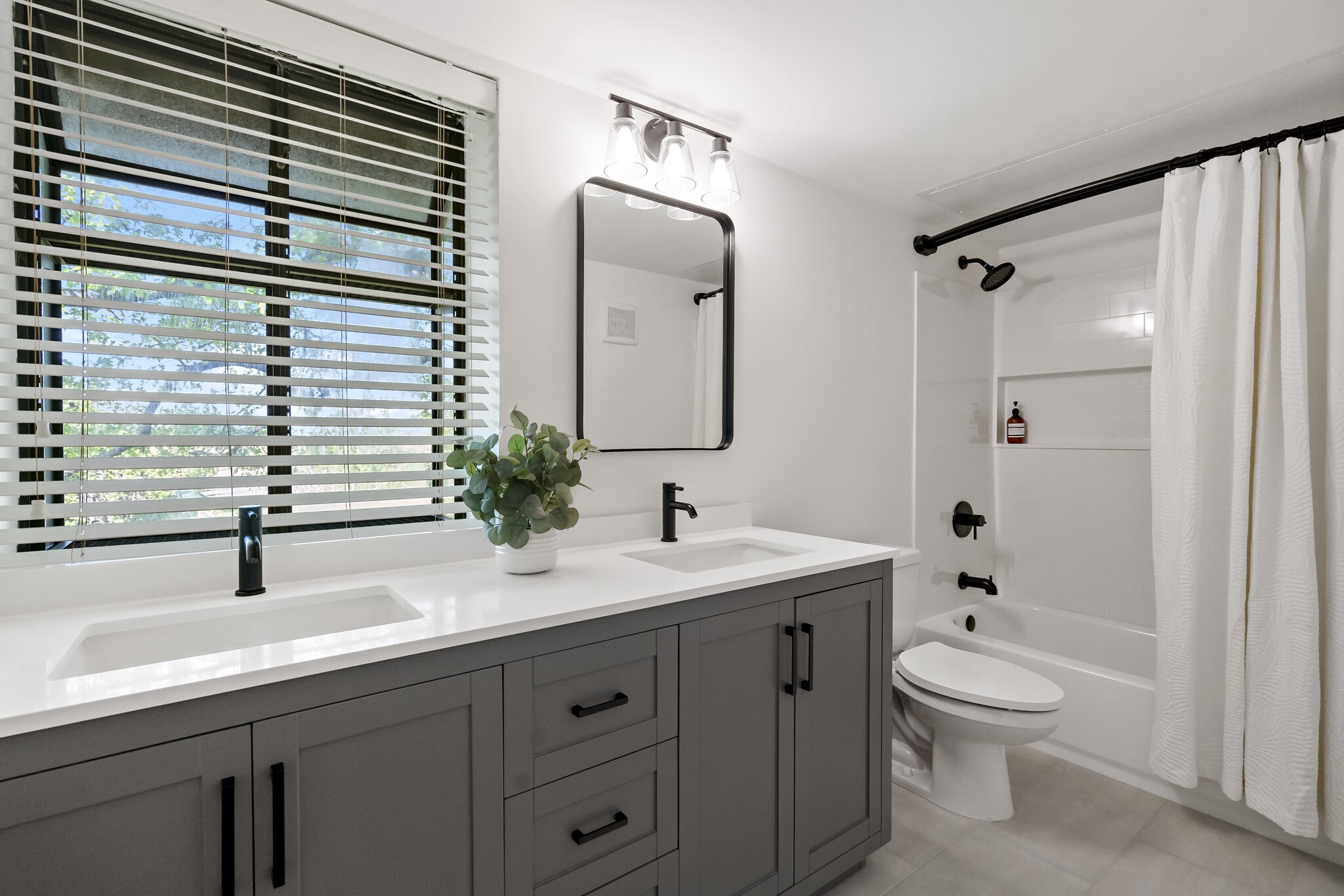 9910 Royal Lane 1401 , Dallas, TX, 75231 | 20904117 | Realty Texas LLC