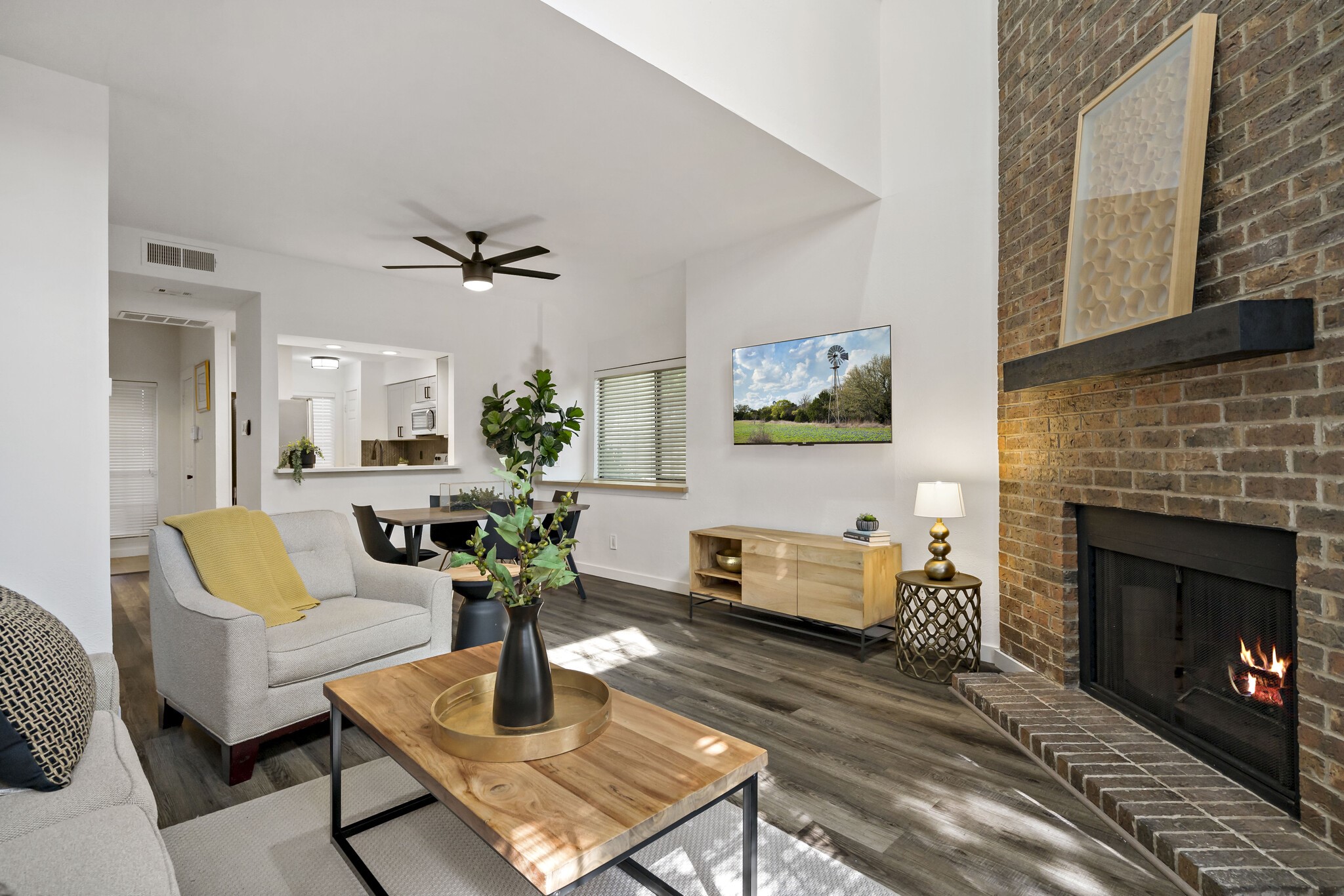 9910 Royal Lane 1401 , Dallas, TX, 75231 | 20904117 | Realty Texas LLC