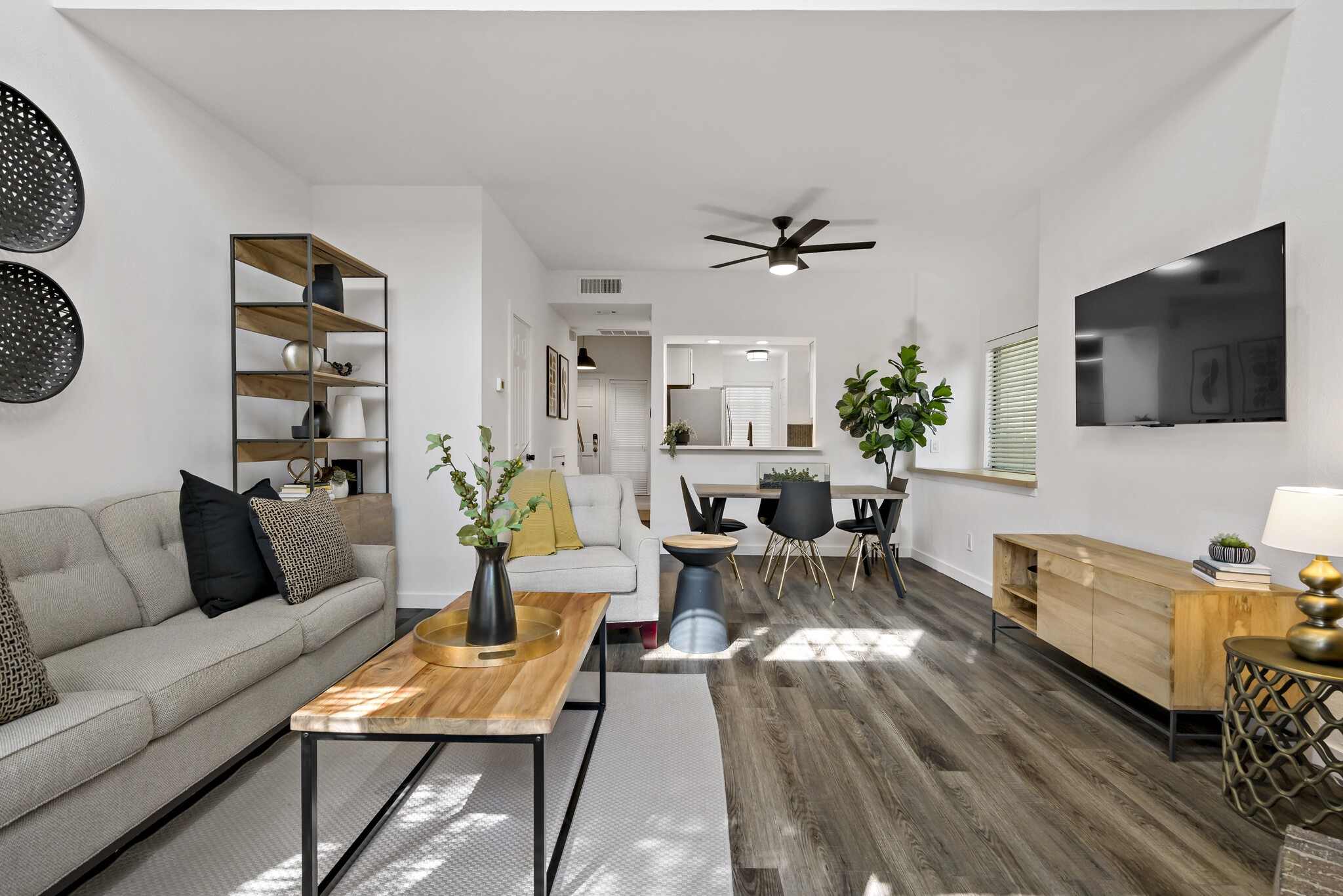 9910 Royal Lane 1401 , Dallas, TX, 75231 | 20904117 | Realty Texas LLC