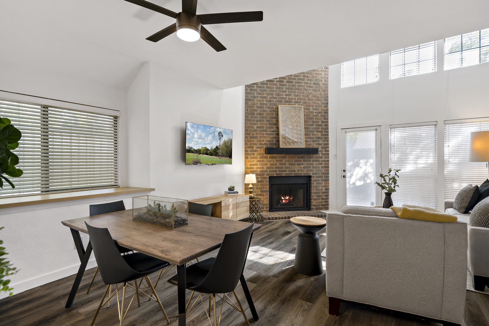 9910 Royal Lane 1401 , Dallas, TX, 75231 | 20904117 | Realty Texas LLC